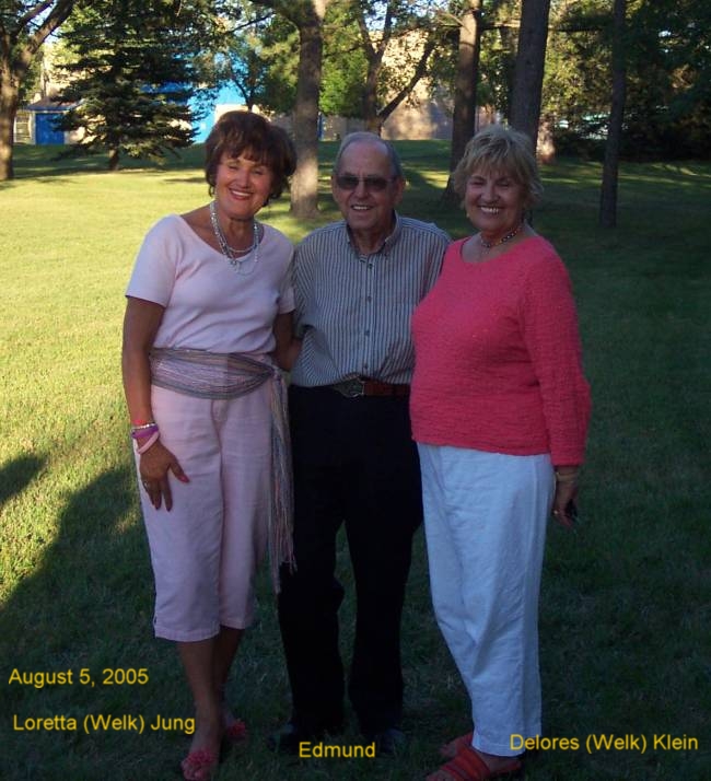 Loretta, Edmund and Delores, August 5, 2005