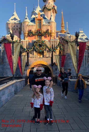 Nov 23, 2019 Ella and Paisley in Disneyland with Dad.