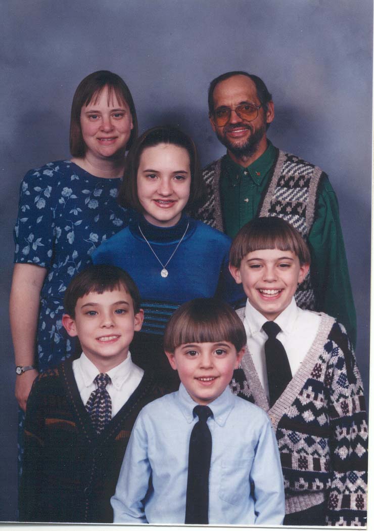 Gerald and Sandy's Family taken in 2001