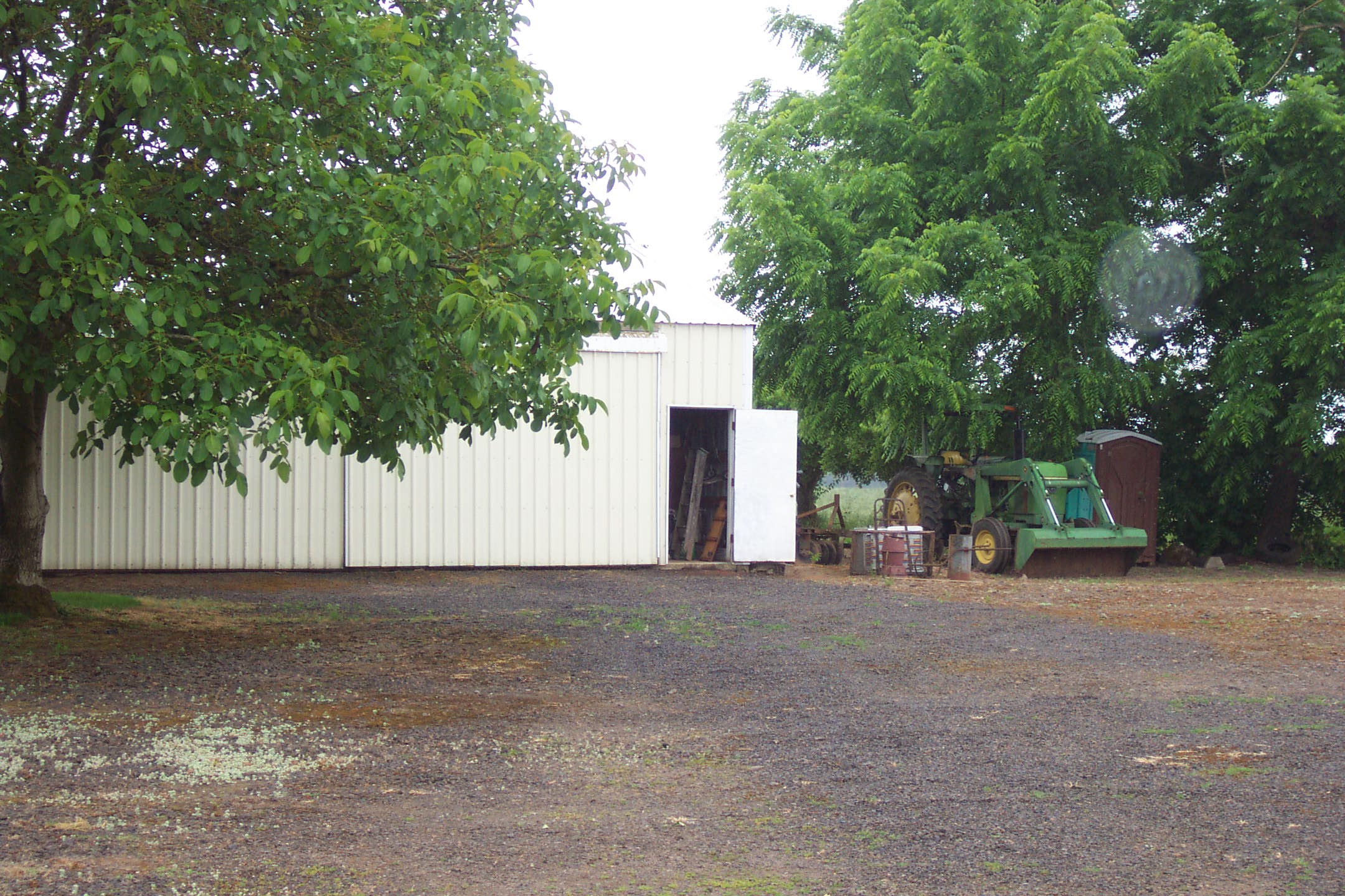 Myron and Keven's second farm, Oster II, Woodburn, Oregon, June 2007
