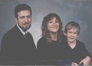 Janice, Linnis and son Adrian